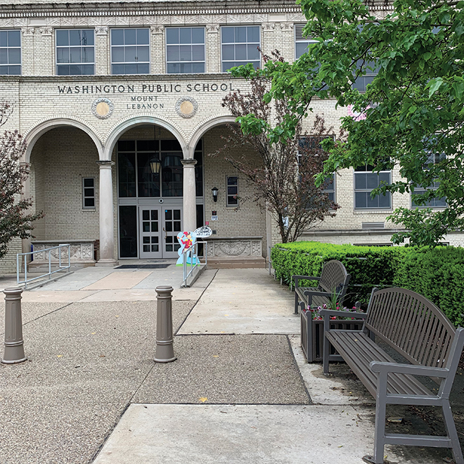 The bench where Nina promised to wait